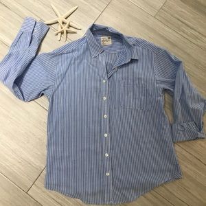 AE boyfriend fit button down